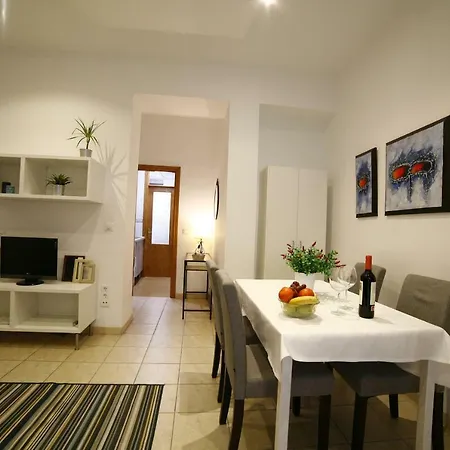 Victoria De Alba House * Malaga