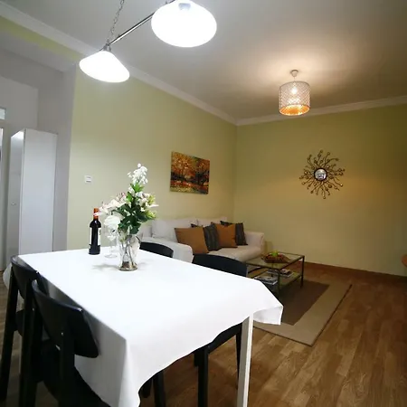 Apartment Victoria De Alba House