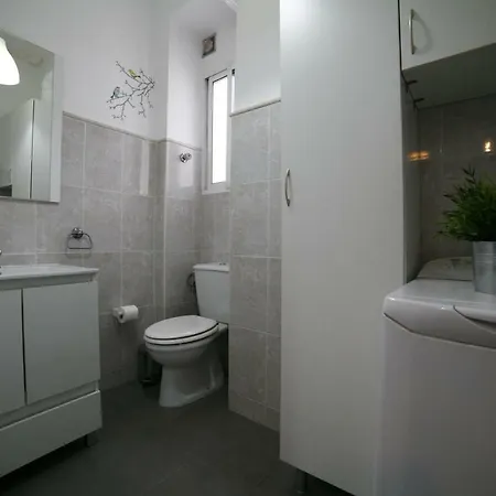 Victoria De Alba House *
